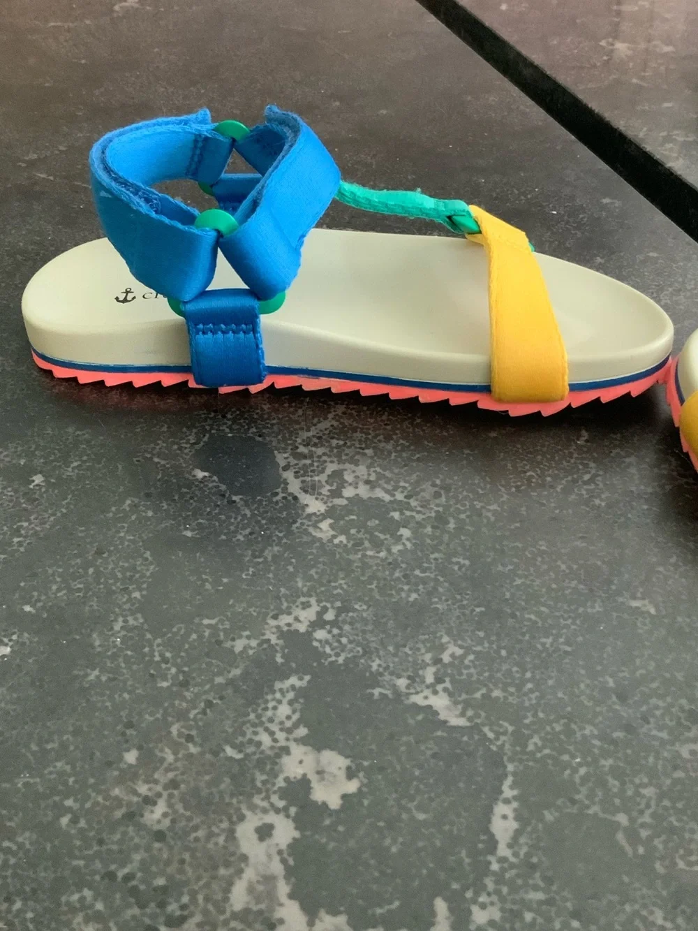 Kid’s sz 12 sporty strap sandals colorblock